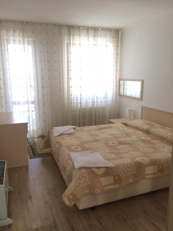 Stenata Huge Ski To Door Apartment パンポロボ エクステリア 写真
